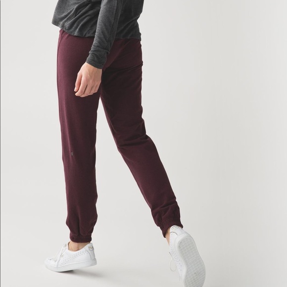 Lululemon Kick It Sweatpant